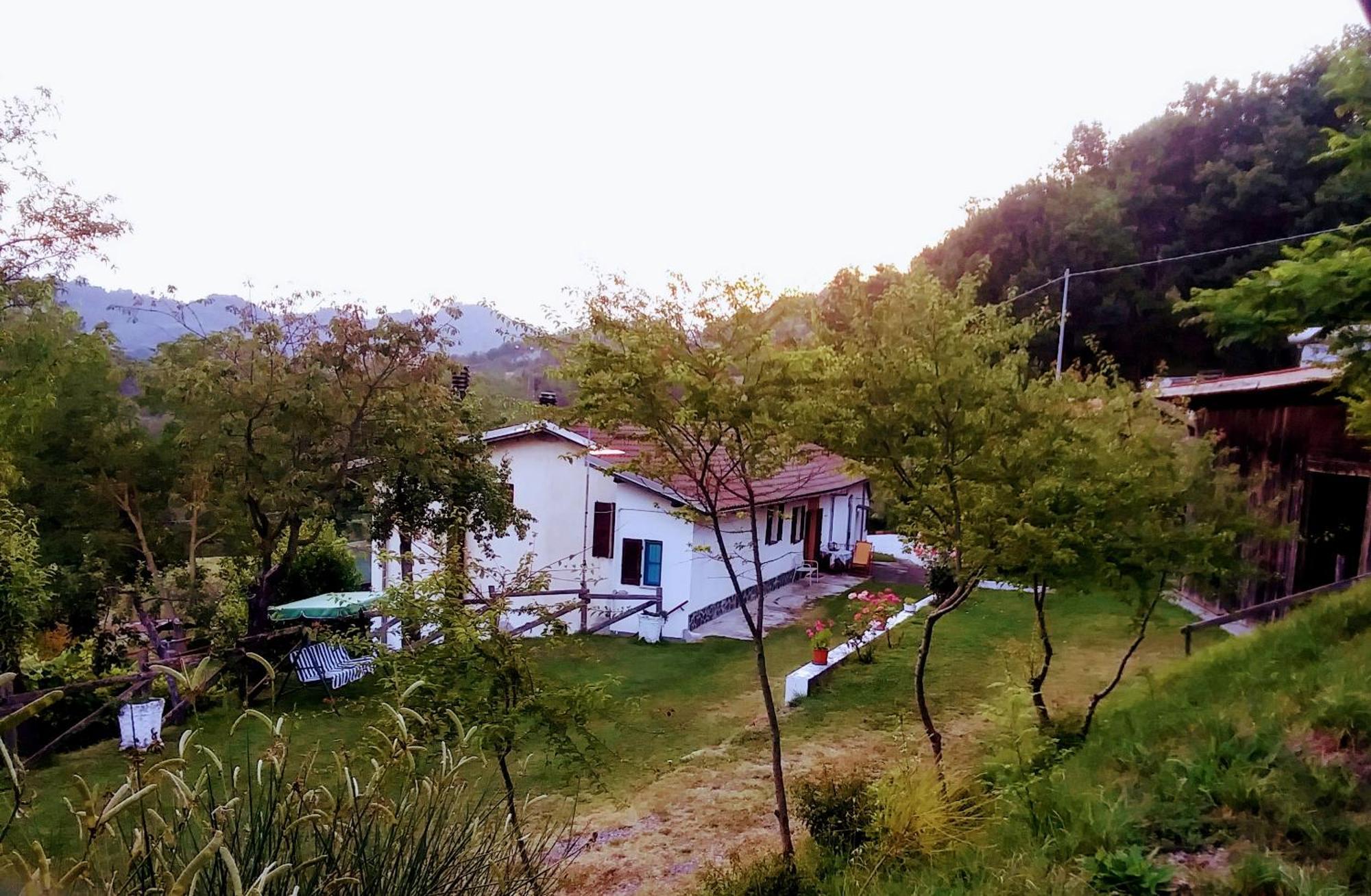 B&B La Casa Del Daino Millesimo Exterior photo